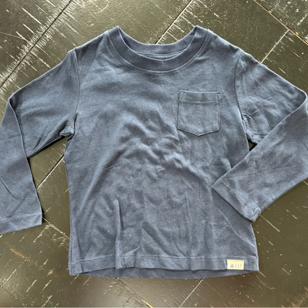 3T Never Worn GAP Blue Long Sleeve Tee for Kids